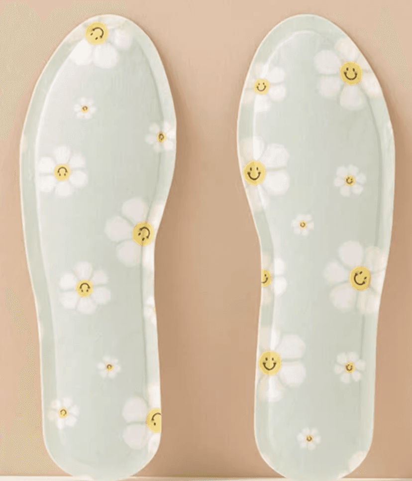 Discover Comfort with Heating Insole: Smiley Daisy Gel